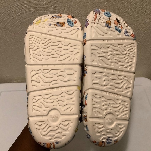 Boys Girls Clogs Kids Classic Garden Water Clogs Astronaut Print 36-37 - Picture 11 of 12